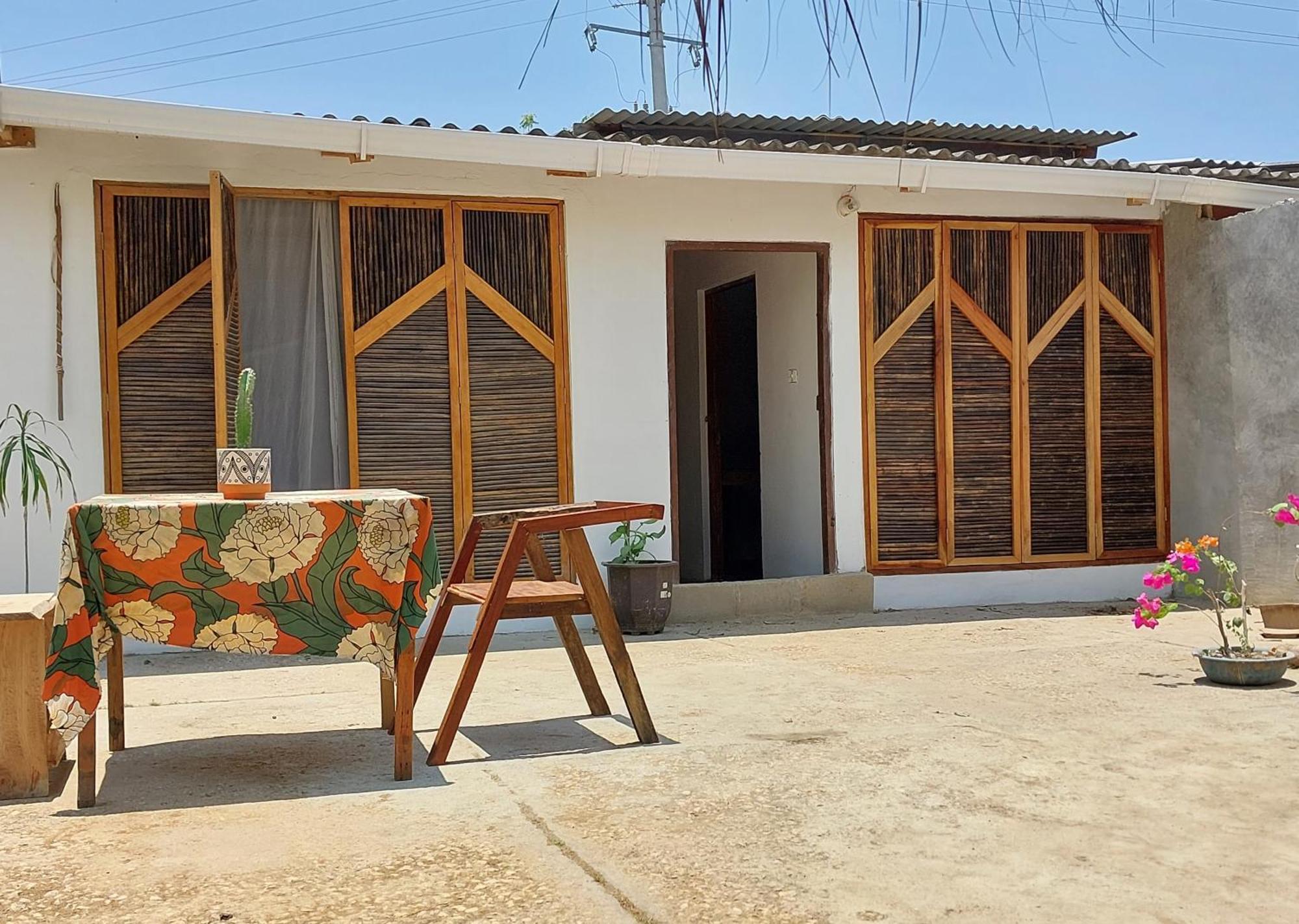Hostel Nugeku Rincon Екстер'єр фото