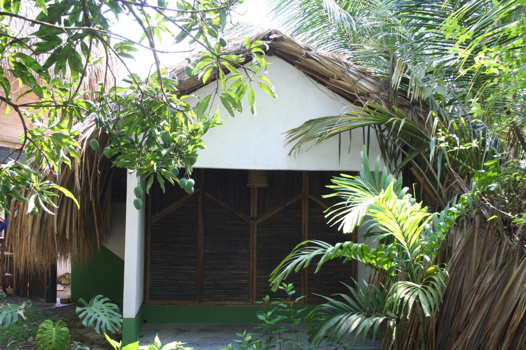 Hostel Nugeku Rincon Екстер'єр фото