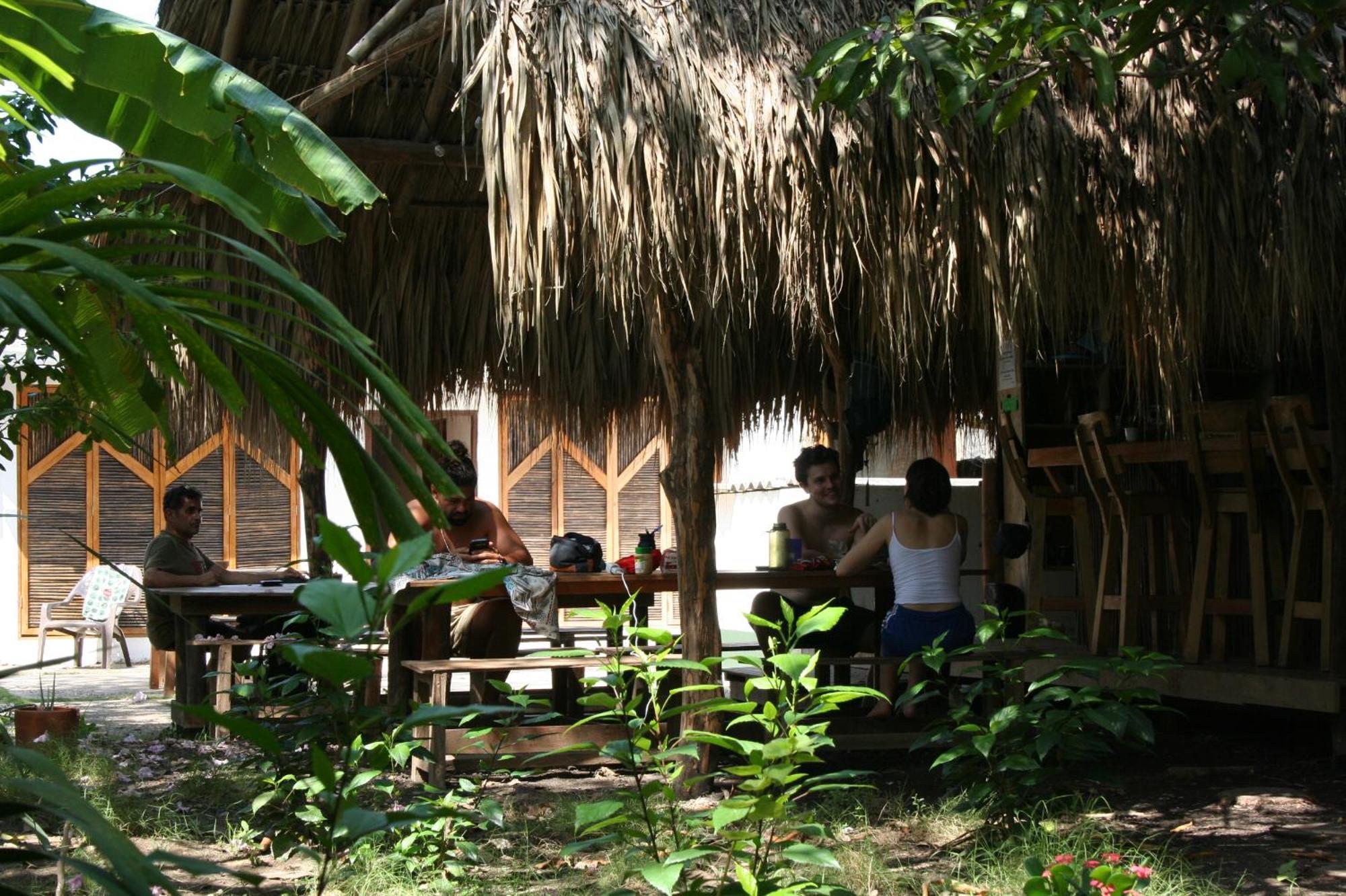 Hostel Nugeku Rincon Екстер'єр фото